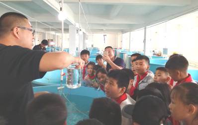 蕉城区科学技术和知识产权局联合区教育局、区科协组织青少年赴国家（重点）实验室参观